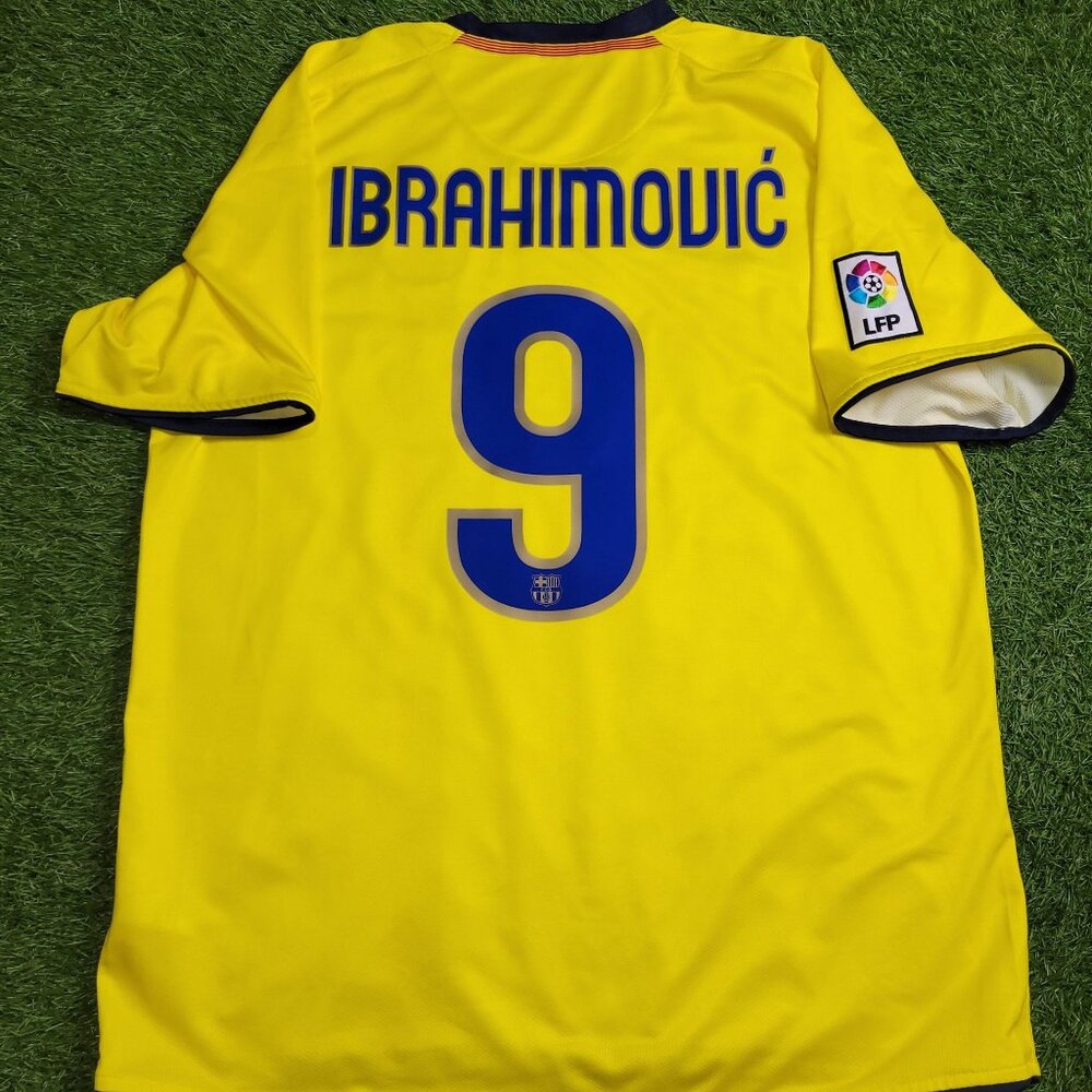 Ibrahimovic Barcelona DEBUT SEASON 2009 2010 Soccer Third Jersey Shirt L